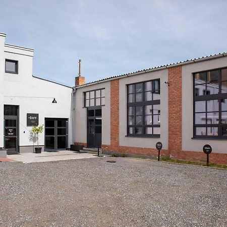 Boutique Hotel Mezi Svy Hradec Kralove Bagian luar foto