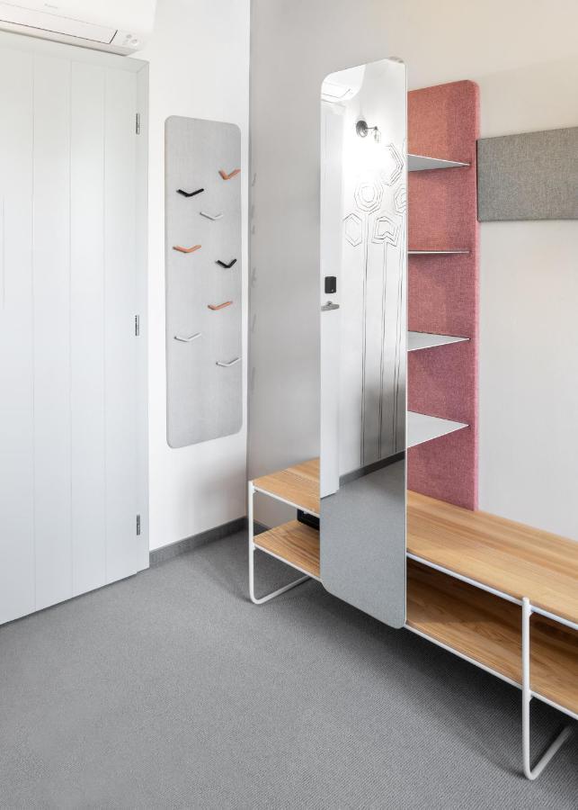 Boutique Hotel Mezi Svy Hradec Kralove Bagian luar foto