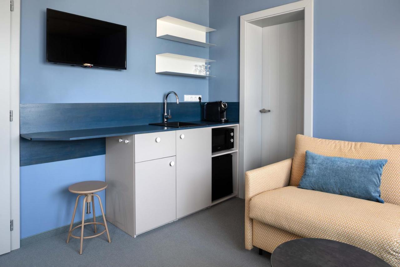Boutique Hotel Mezi Svy Hradec Kralove Bagian luar foto