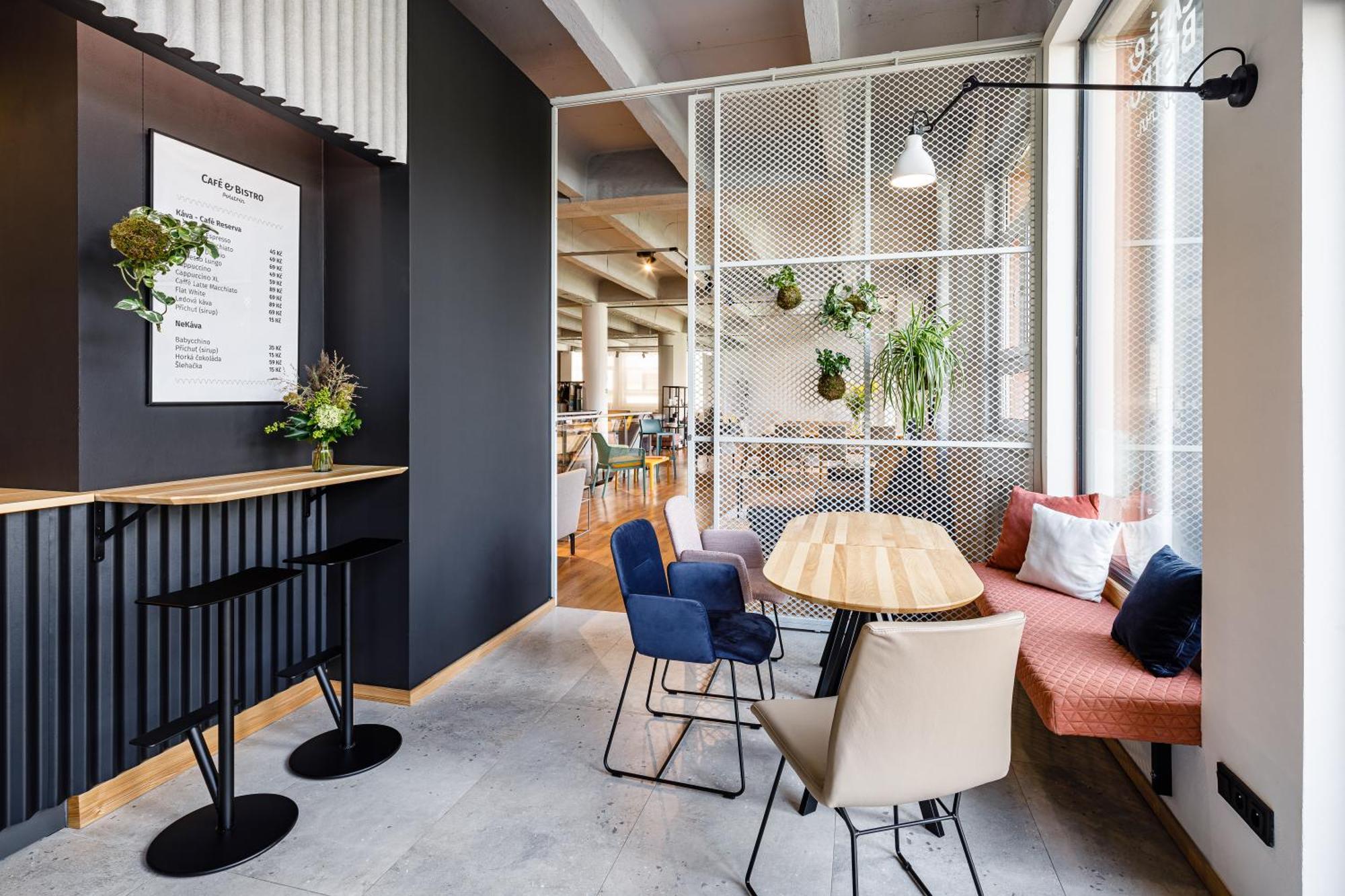 Boutique Hotel Mezi Svy Hradec Kralove Bagian luar foto